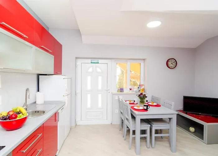 Apartment With Parking Space Banici, Dubrovnik - 23176 Slano